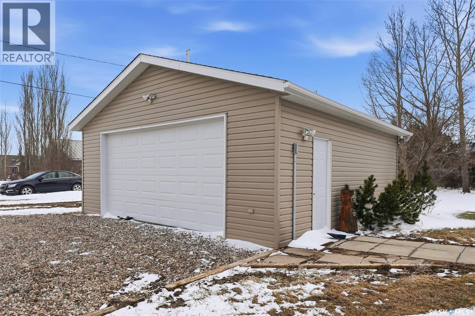 704 Goodrich Street, Radisson, Saskatchewan  S0K 3L0 - Photo 34 - SK034085