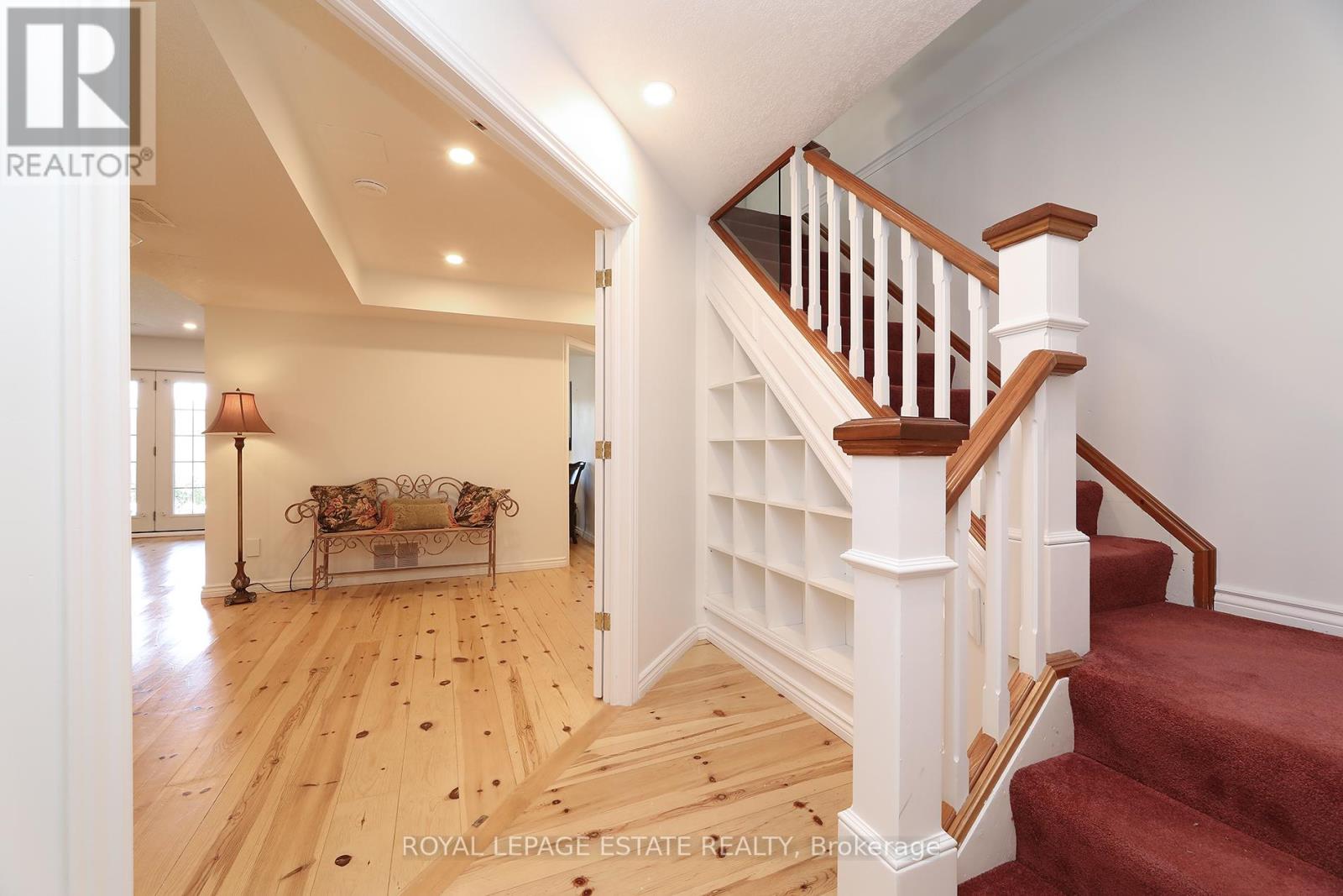 898 Beaufort Court, Oshawa, Ontario  L1G 7J7 - Photo 36 - E13051796