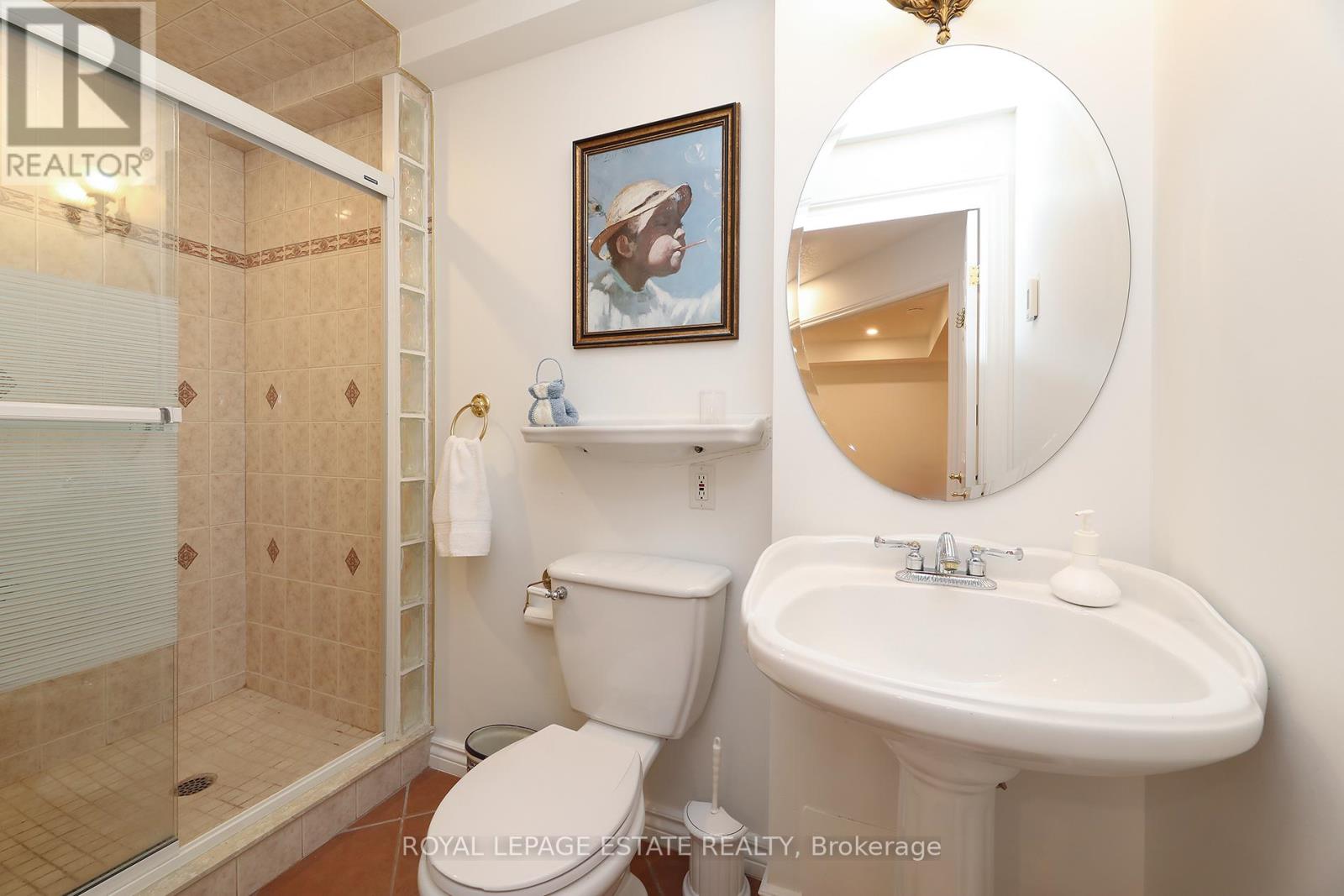 898 Beaufort Court, Oshawa, Ontario  L1G 7J7 - Photo 37 - E13051796