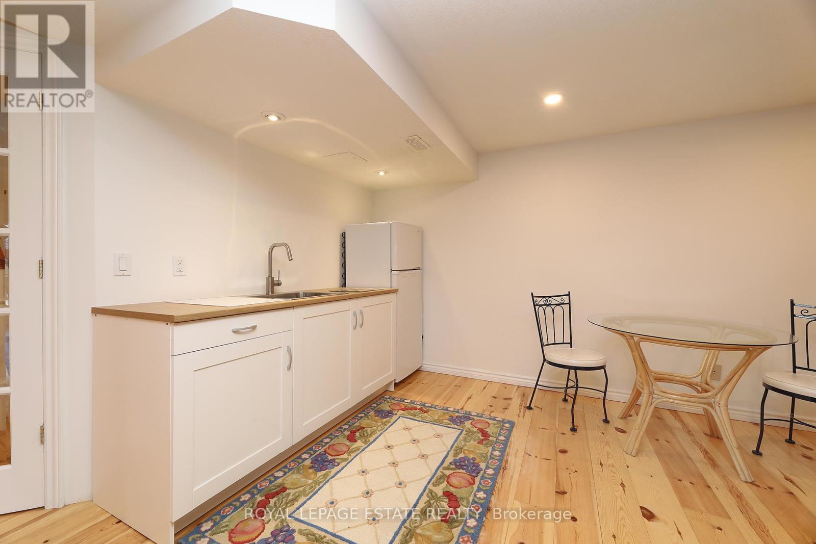 898 Beaufort Court, Oshawa, Ontario  L1G 7J7 - Photo 39 - E13051796