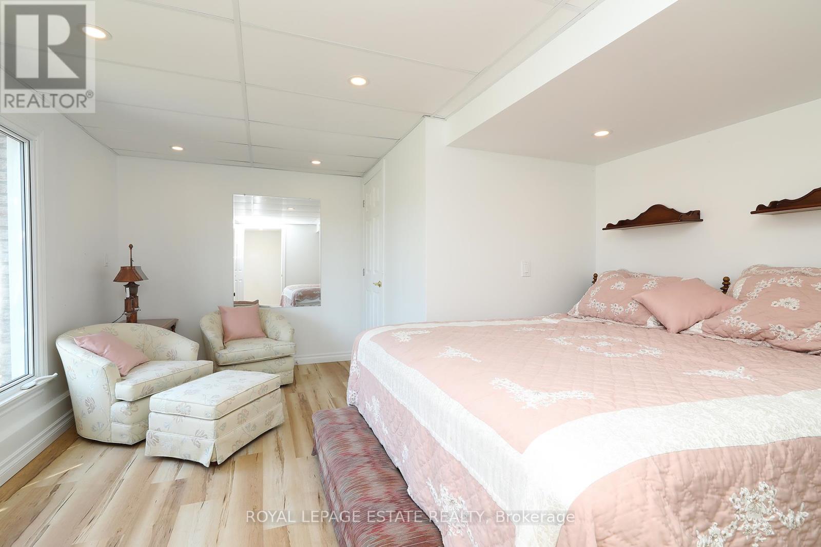 898 Beaufort Court, Oshawa, Ontario  L1G 7J7 - Photo 45 - E13051796