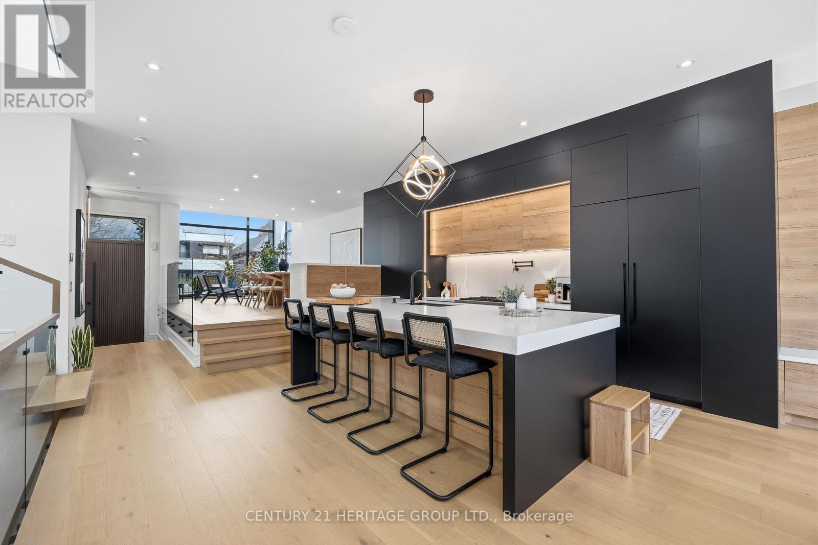 12 Valhalla Boulevard, Toronto, Ontario  M1N 3B2 - Photo 3 - E13051842