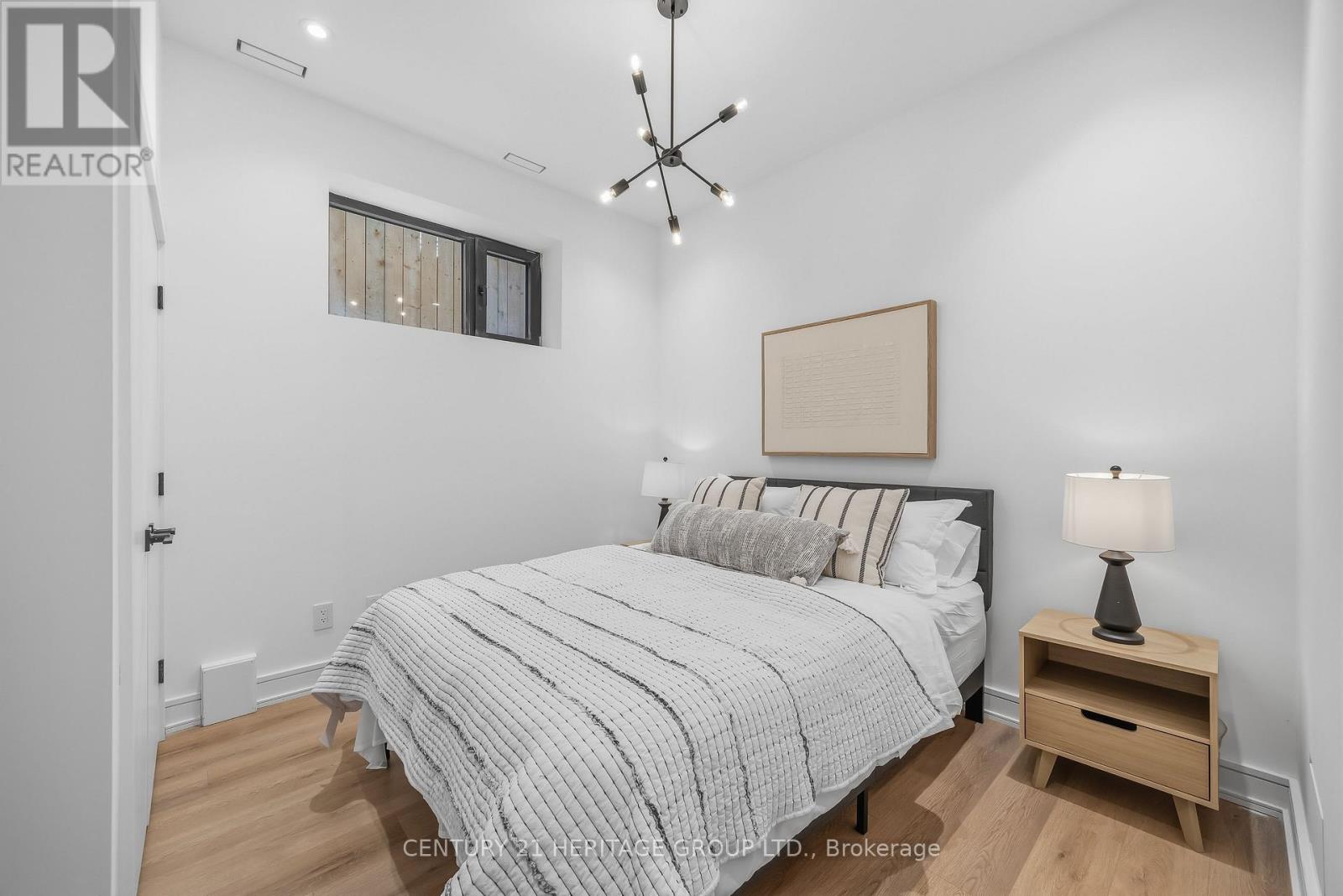 12 Valhalla Boulevard, Toronto, Ontario  M1N 3B2 - Photo 38 - E13051842