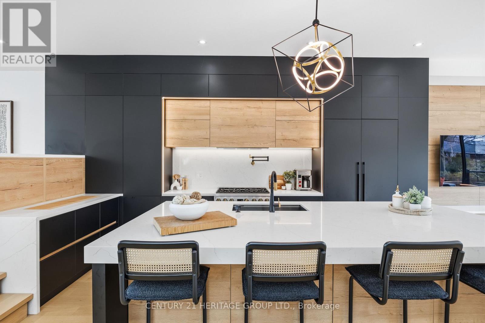 12 Valhalla Boulevard, Toronto, Ontario  M1N 3B2 - Photo 4 - E13051842