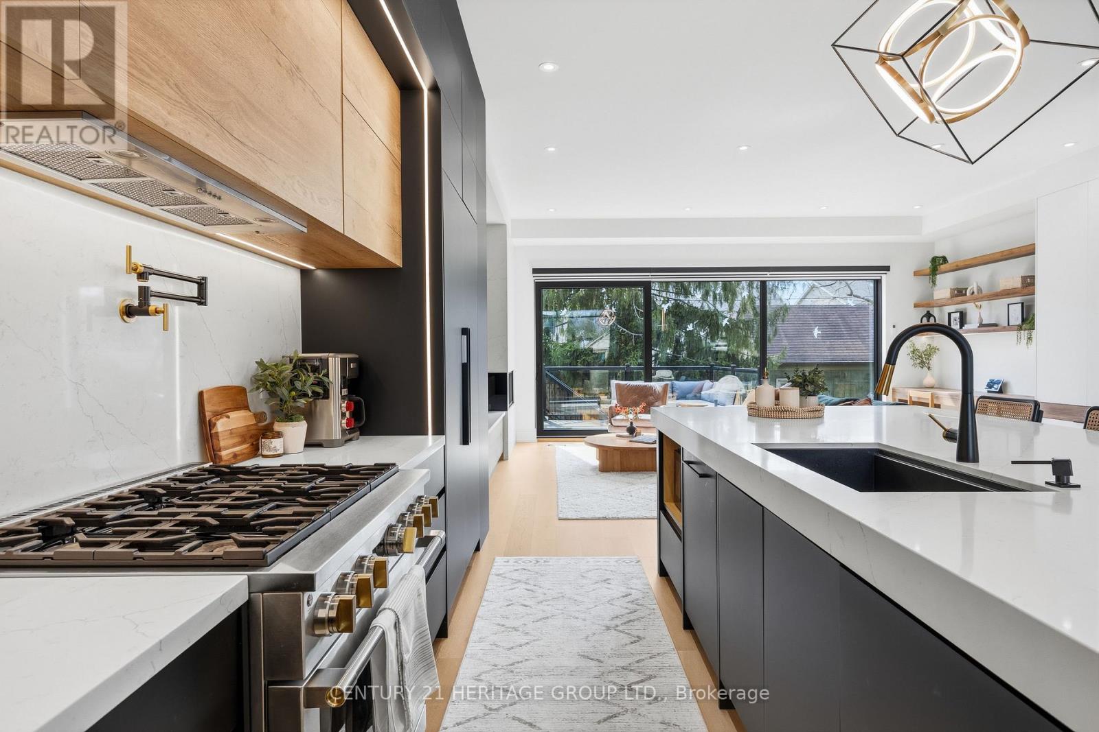 12 Valhalla Boulevard, Toronto, Ontario  M1N 3B2 - Photo 6 - E13051842