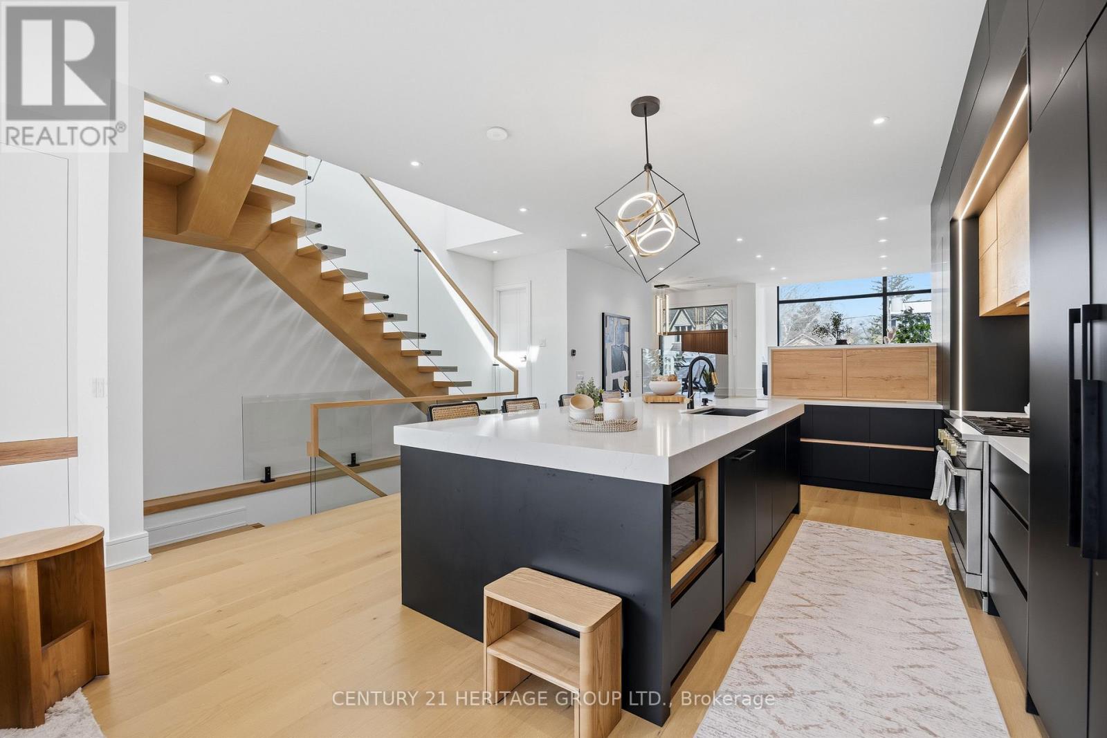 12 Valhalla Boulevard, Toronto, Ontario  M1N 3B2 - Photo 7 - E13051842