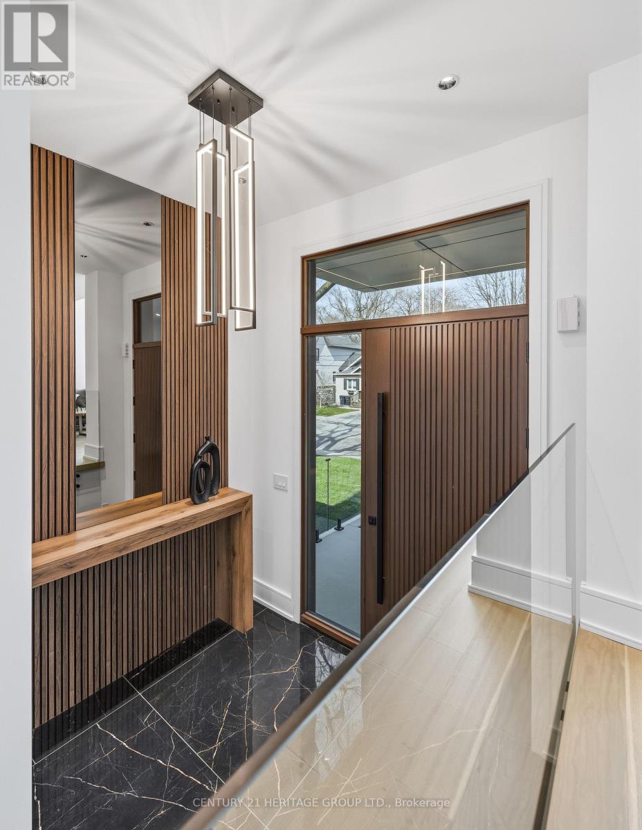 12 Valhalla Boulevard, Toronto, Ontario  M1N 3B2 - Photo 9 - E13051842