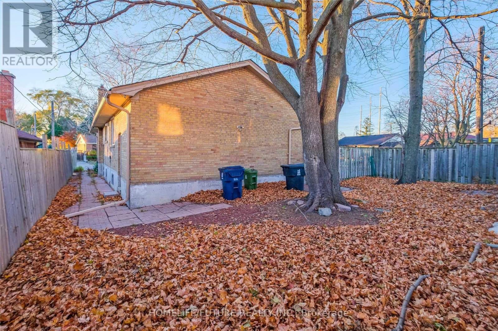 50 Benlight Crescent, Toronto, Ontario  M1H 1P5 - Photo 34 - E13051910