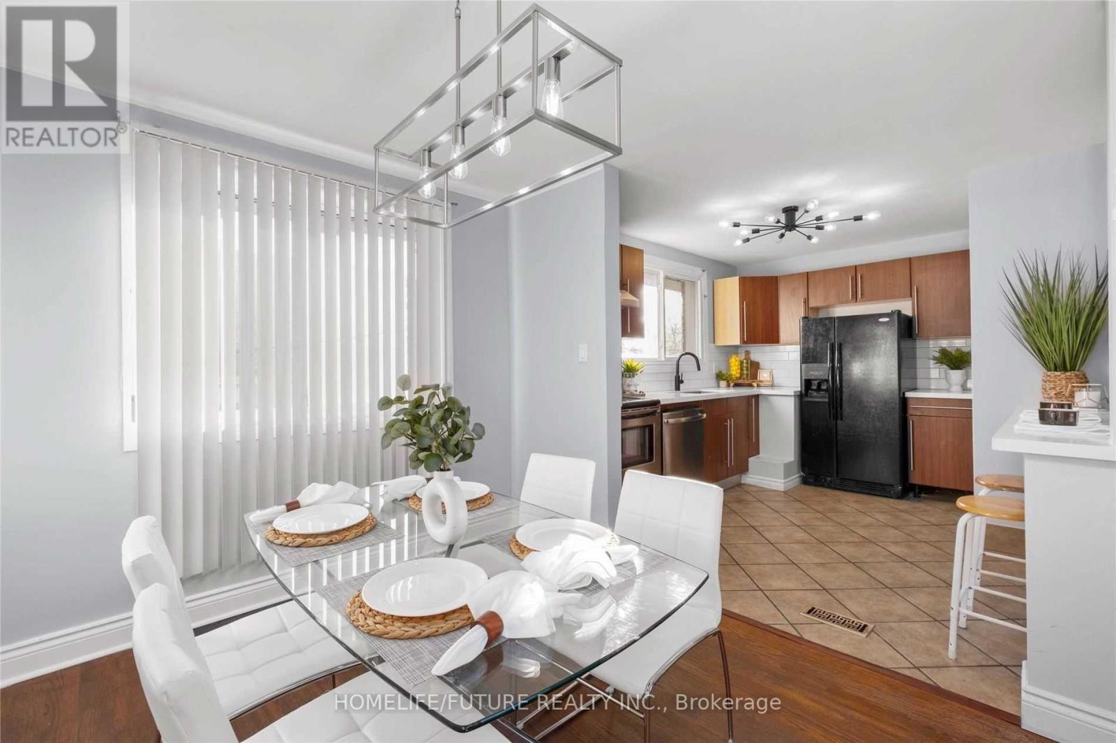 50 Benlight Crescent, Toronto, Ontario  M1H 1P5 - Photo 9 - E13051910