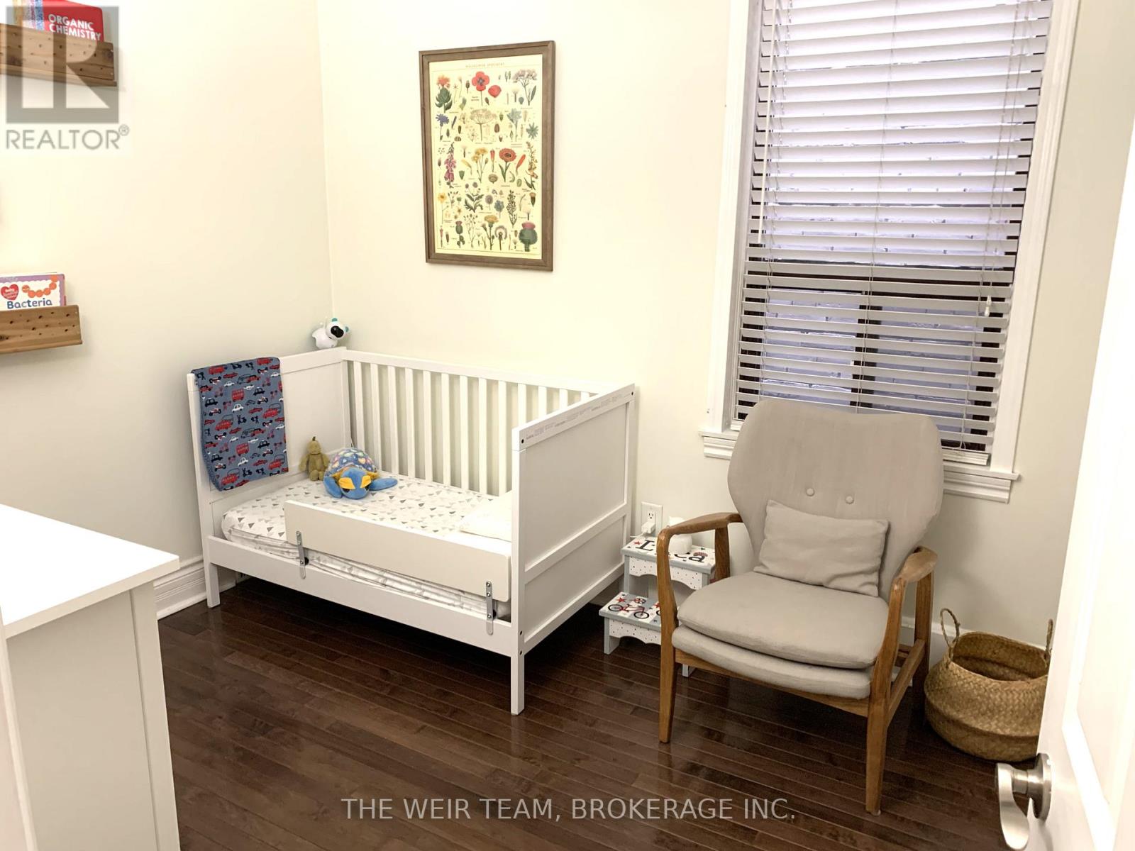 911 Woodbine Avenue, Toronto, Ontario  M4C 4B6 - Photo 16 - E13051938