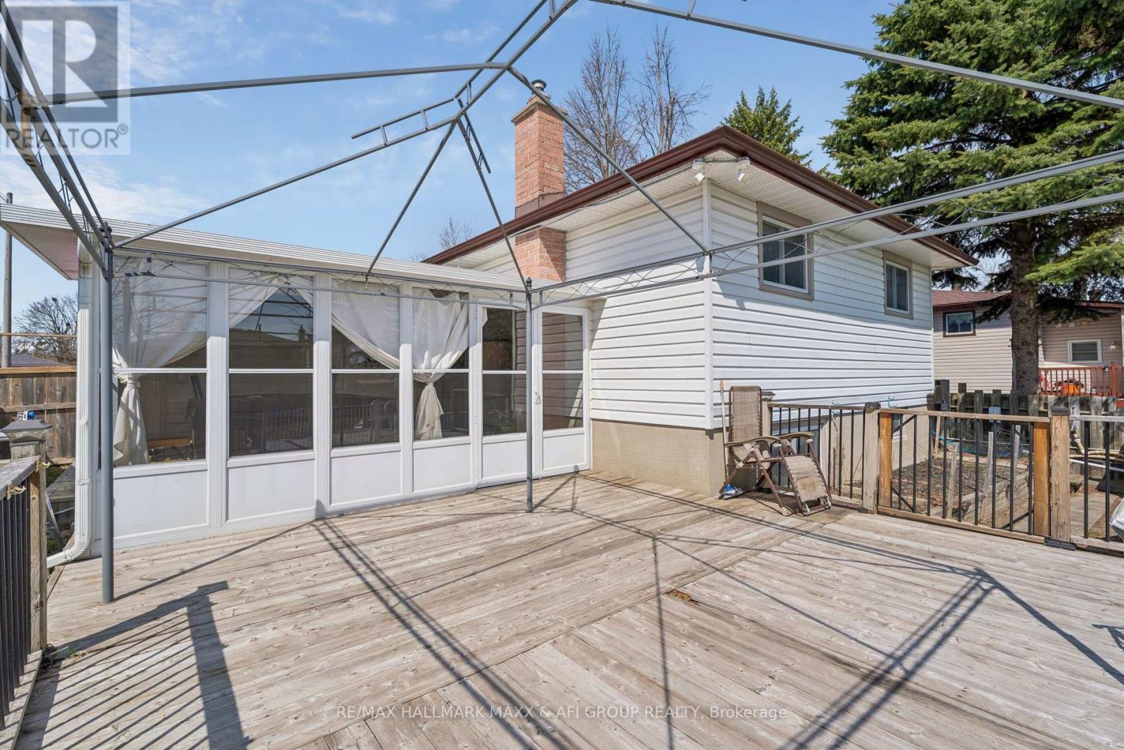 11 Charlotte Court, Barrie, Ontario  L4N 6B2 - Photo 46 - S13040192