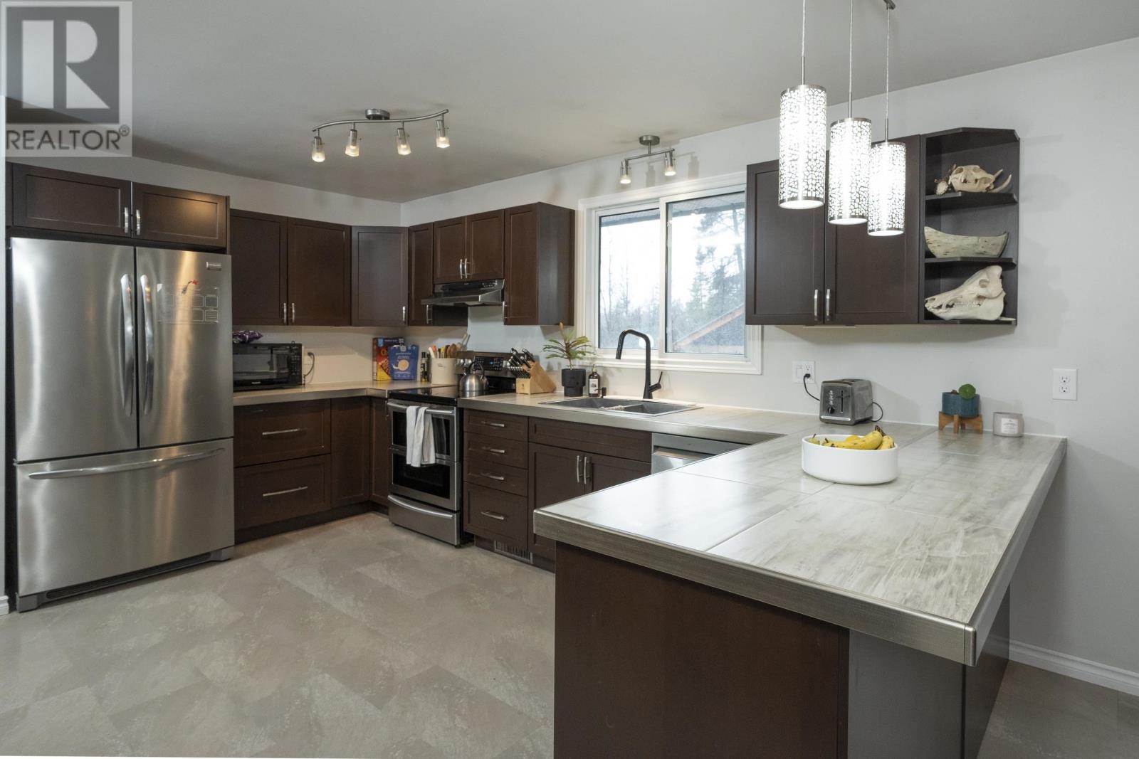 526 Ryerson Pl, Thunder Bay, Ontario  P7C 5R9 - Photo 18 - TB2600820