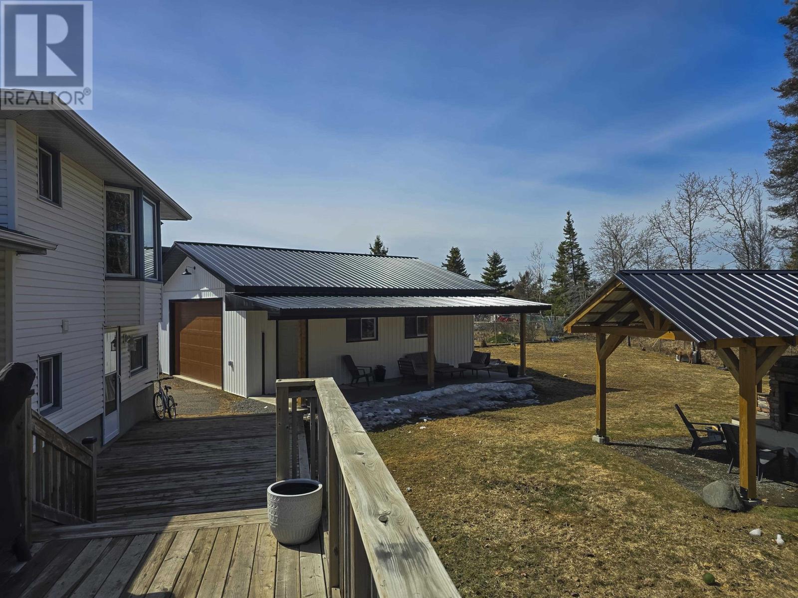 526 Ryerson Pl, Thunder Bay, Ontario  P7C 5R9 - Photo 3 - TB2600820