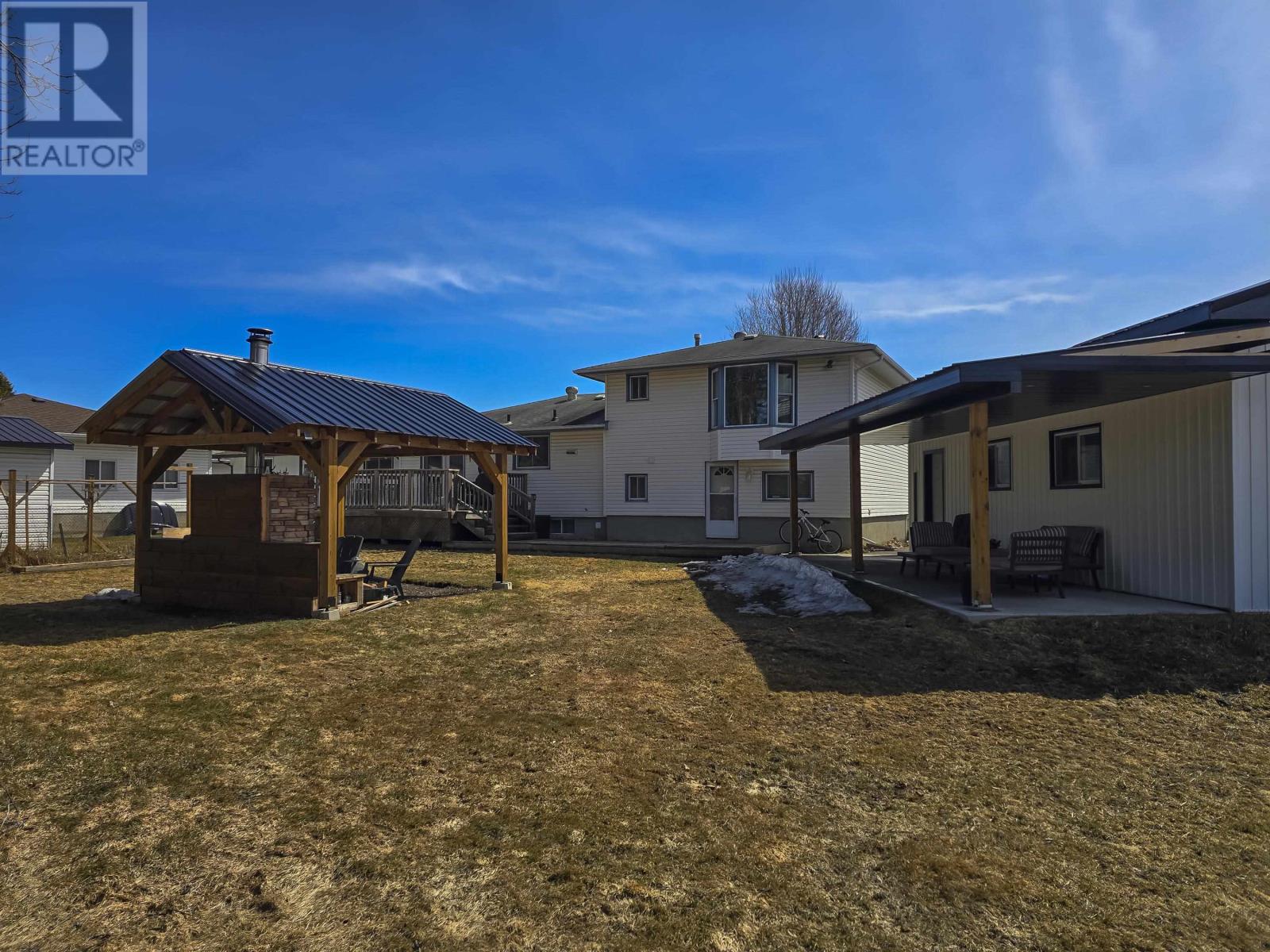 526 Ryerson Pl, Thunder Bay, Ontario  P7C 5R9 - Photo 5 - TB2600820