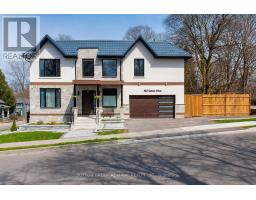 582 GORHAM STREET, Newmarket, Ontario