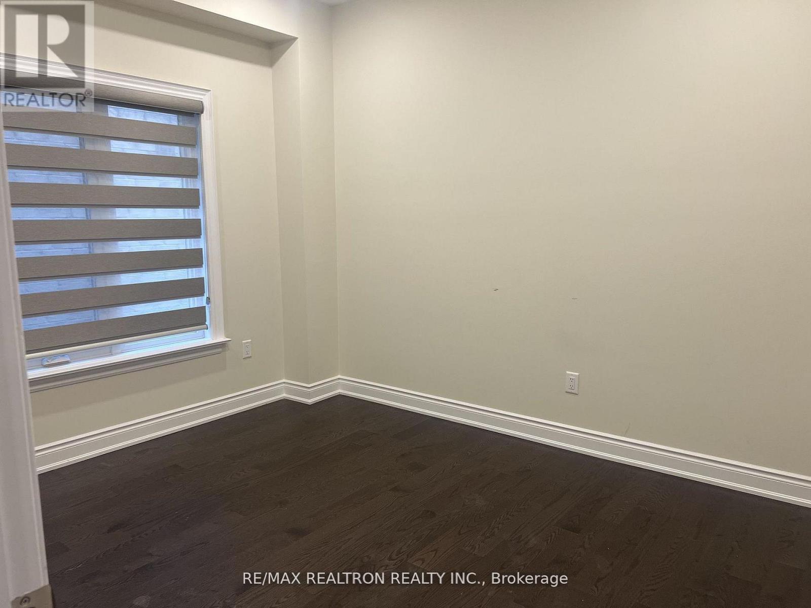 26 Mac Campbell Way, Bradford West Gwillimbury, Ontario  L3Z 4M7 - Photo 13 - N13051822