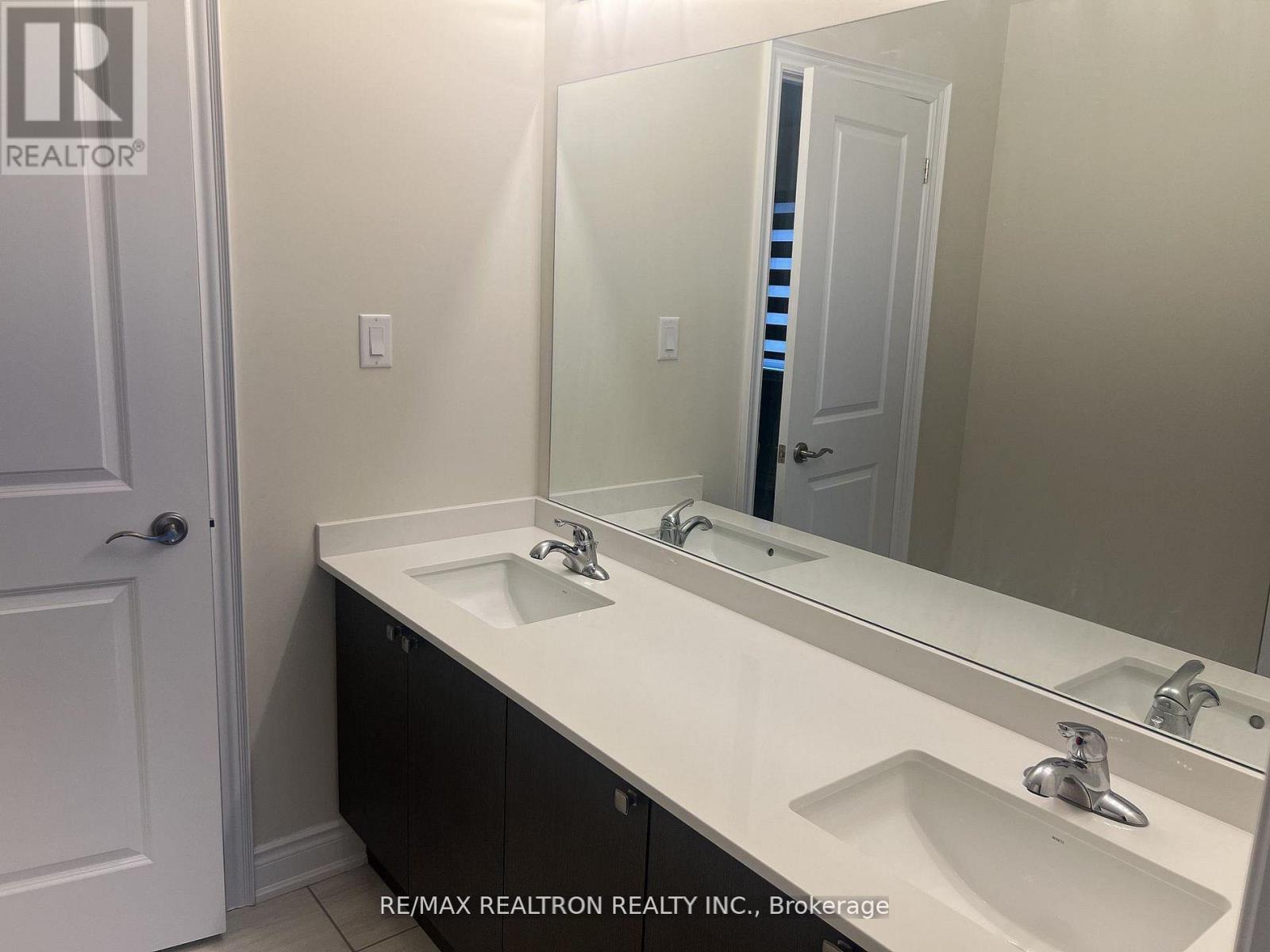 26 Mac Campbell Way, Bradford West Gwillimbury, Ontario  L3Z 4M7 - Photo 23 - N13051822