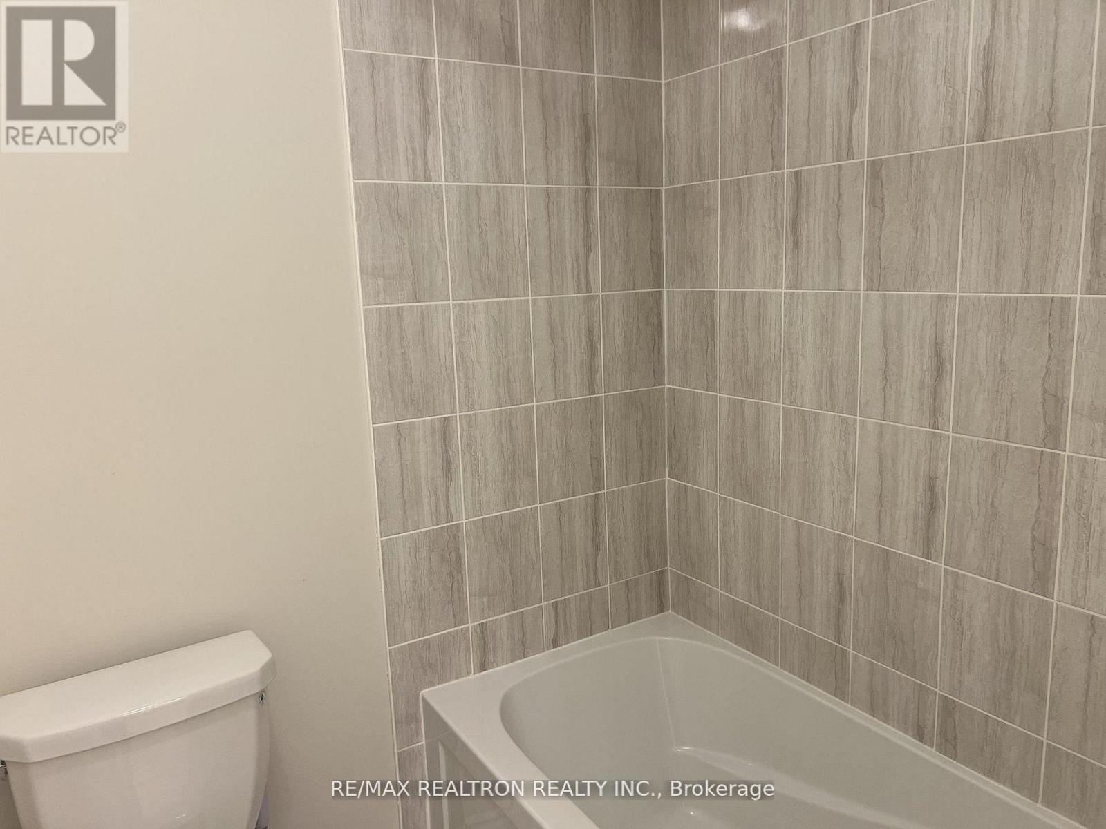 26 Mac Campbell Way, Bradford West Gwillimbury, Ontario  L3Z 4M7 - Photo 24 - N13051822