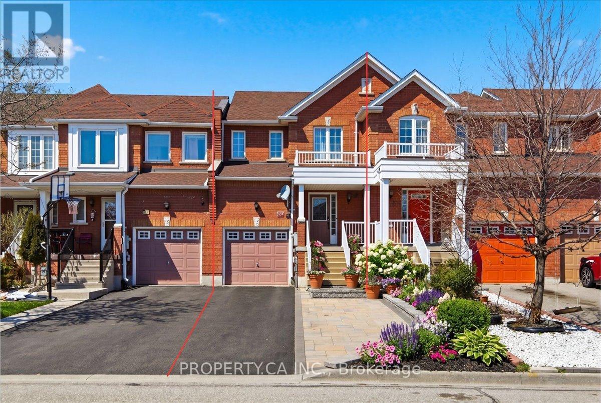 45 LINDENSHIRE AVENUE, Vaughan, Ontario