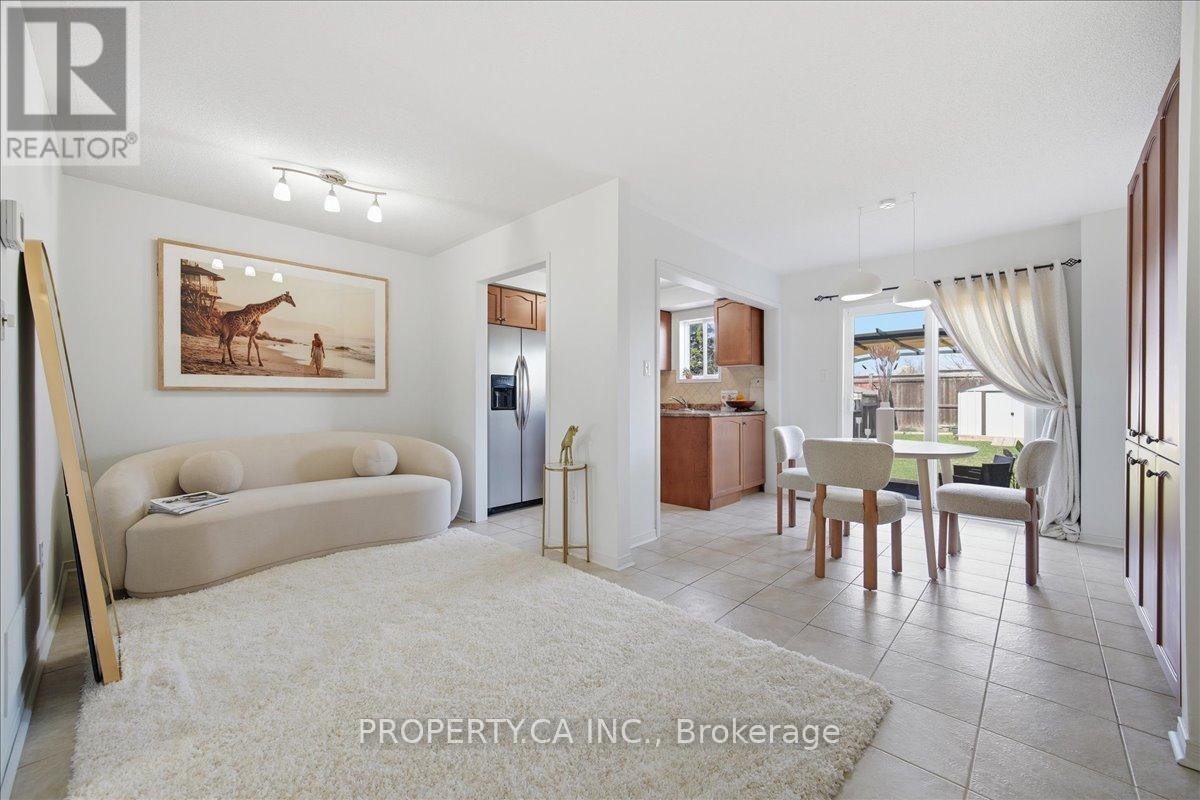 45 Lindenshire Avenue, Vaughan, Ontario  L6A 4A4 - Photo 10 - N13051844