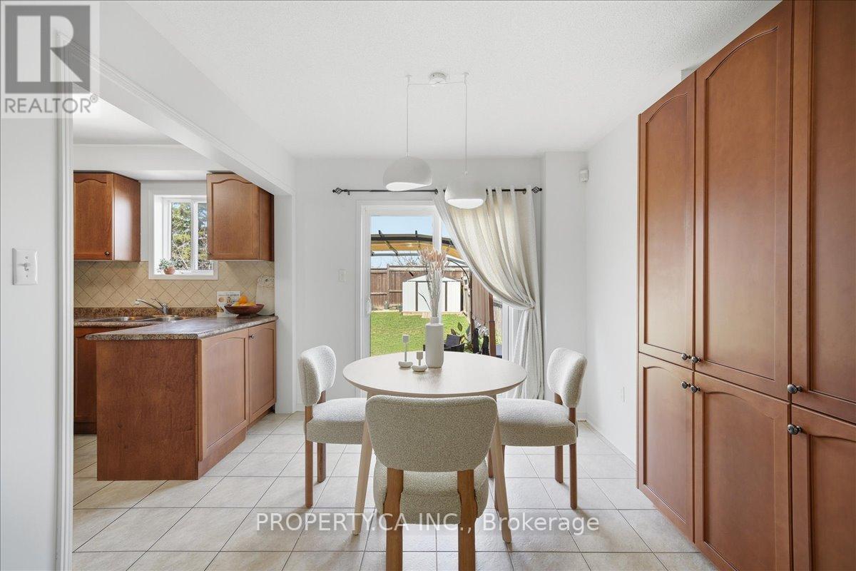 45 Lindenshire Avenue, Vaughan, Ontario  L6A 4A4 - Photo 11 - N13051844