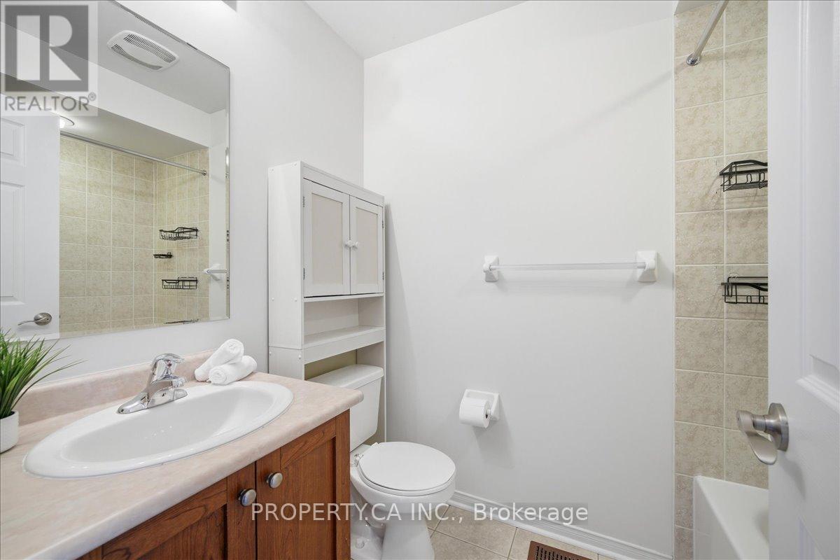 45 Lindenshire Avenue, Vaughan, Ontario  L6A 4A4 - Photo 15 - N13051844