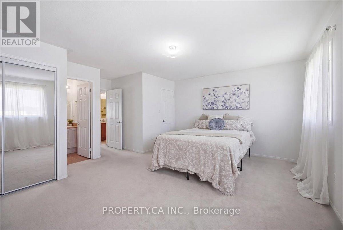 45 Lindenshire Avenue, Vaughan, Ontario  L6A 4A4 - Photo 18 - N13051844