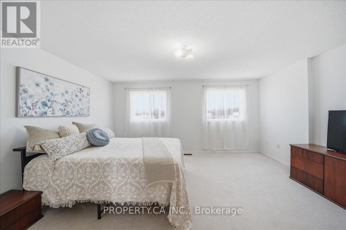 45 Lindenshire Avenue, Vaughan, Ontario  L6A 4A4 - Photo 19 - N13051844