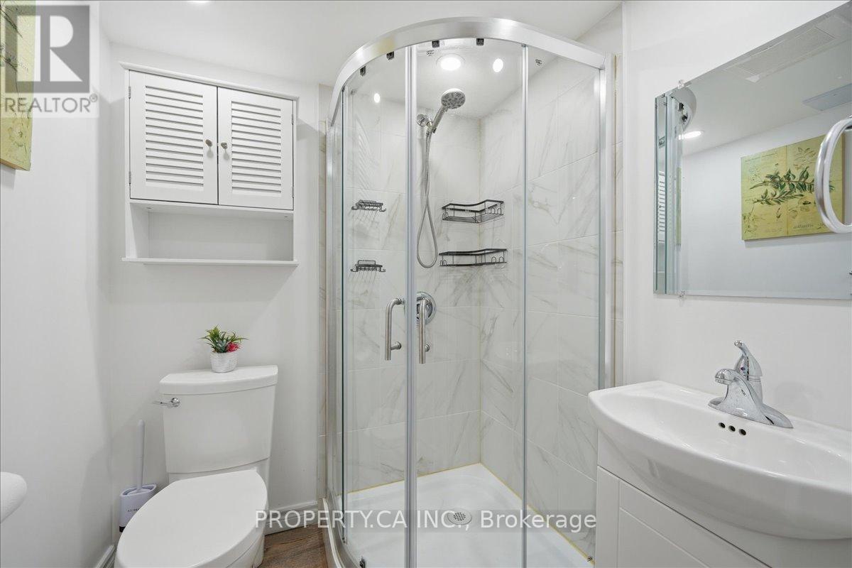 45 Lindenshire Avenue, Vaughan, Ontario  L6A 4A4 - Photo 22 - N13051844