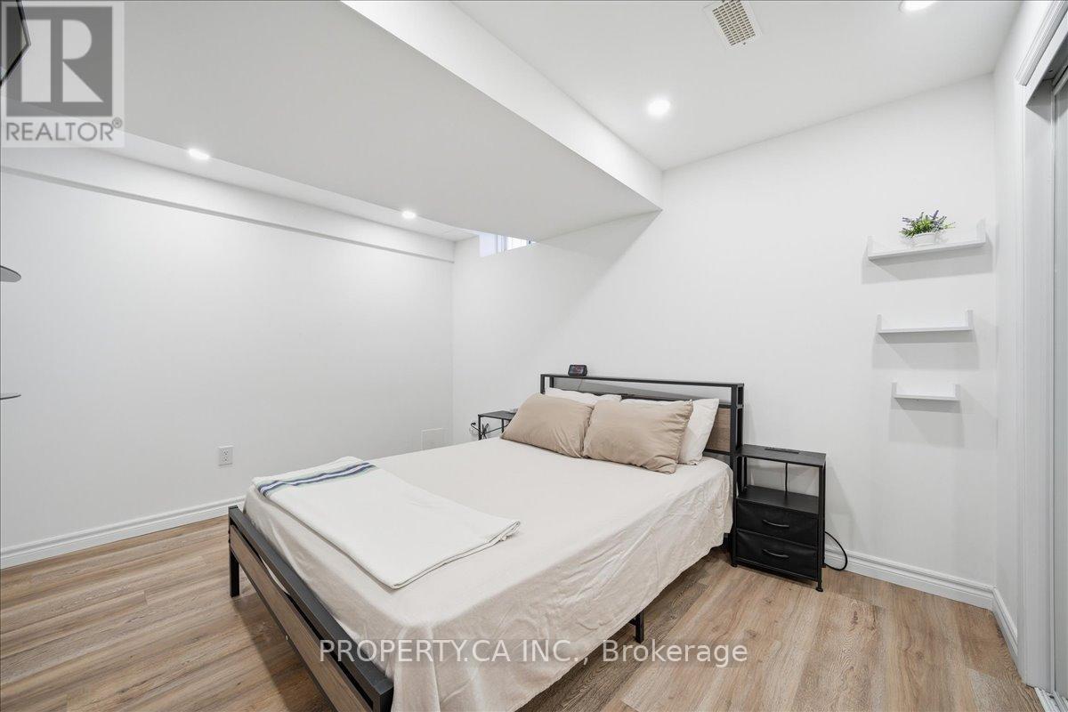 45 Lindenshire Avenue, Vaughan, Ontario  L6A 4A4 - Photo 23 - N13051844