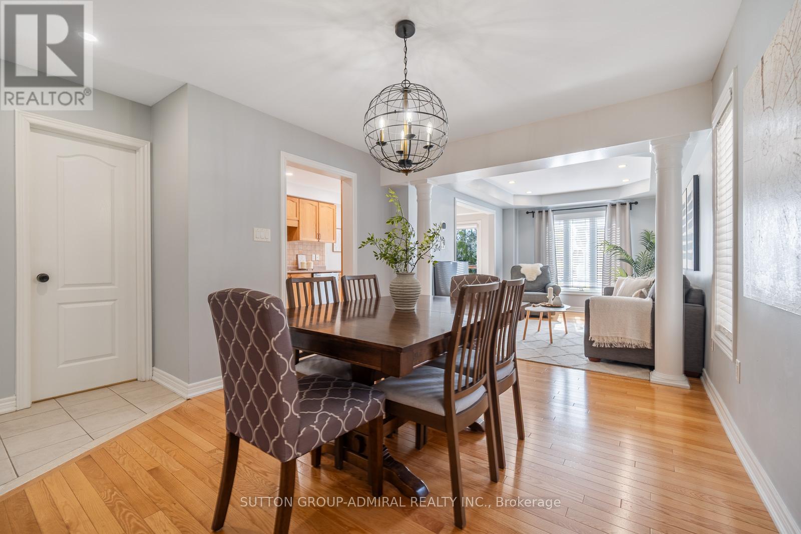 85 Treasure Hill Road, Vaughan (Maple), Ontario  L6A 0A6 - Photo 9 - N13051856