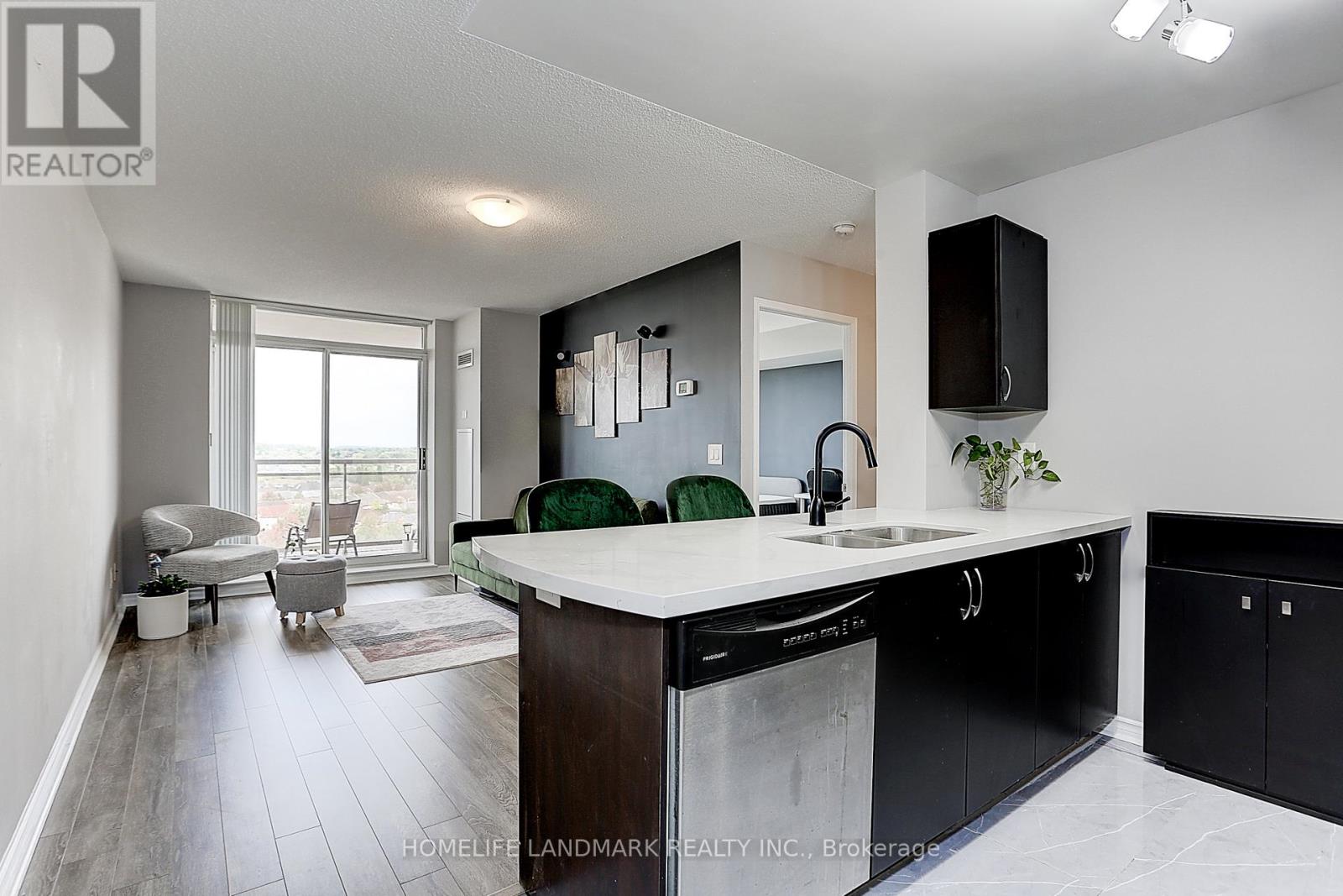 1013 - 75 King William Crescent, Richmond Hill (Langstaff), Ontario  L4B 0C1 - Photo 9 - N13051876