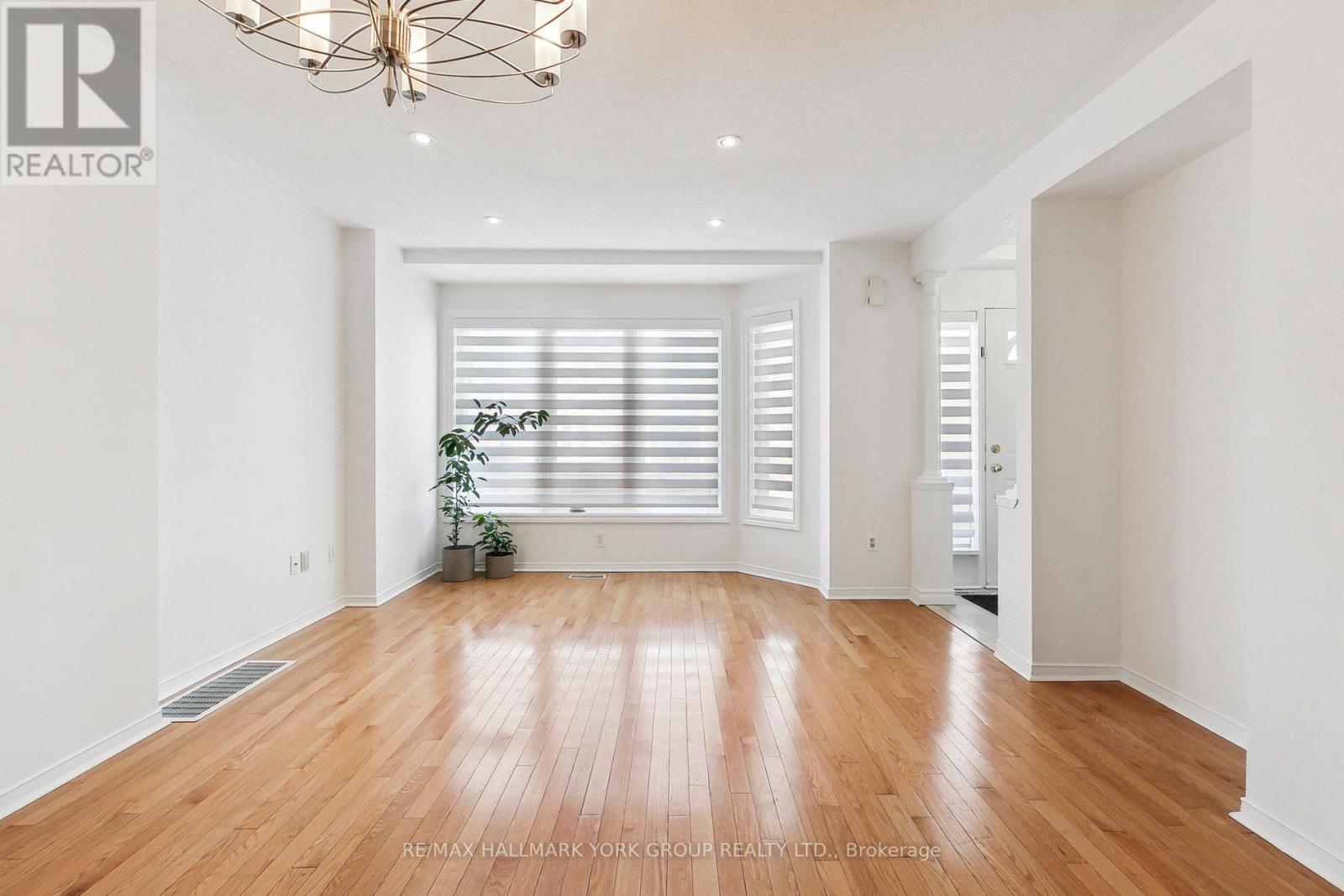 177 - 18 Clark Avenue W, Vaughan (Crestwood-Springfarm-Yorkhill), Ontario  L4J 8H1 - Photo 9 - N13051904