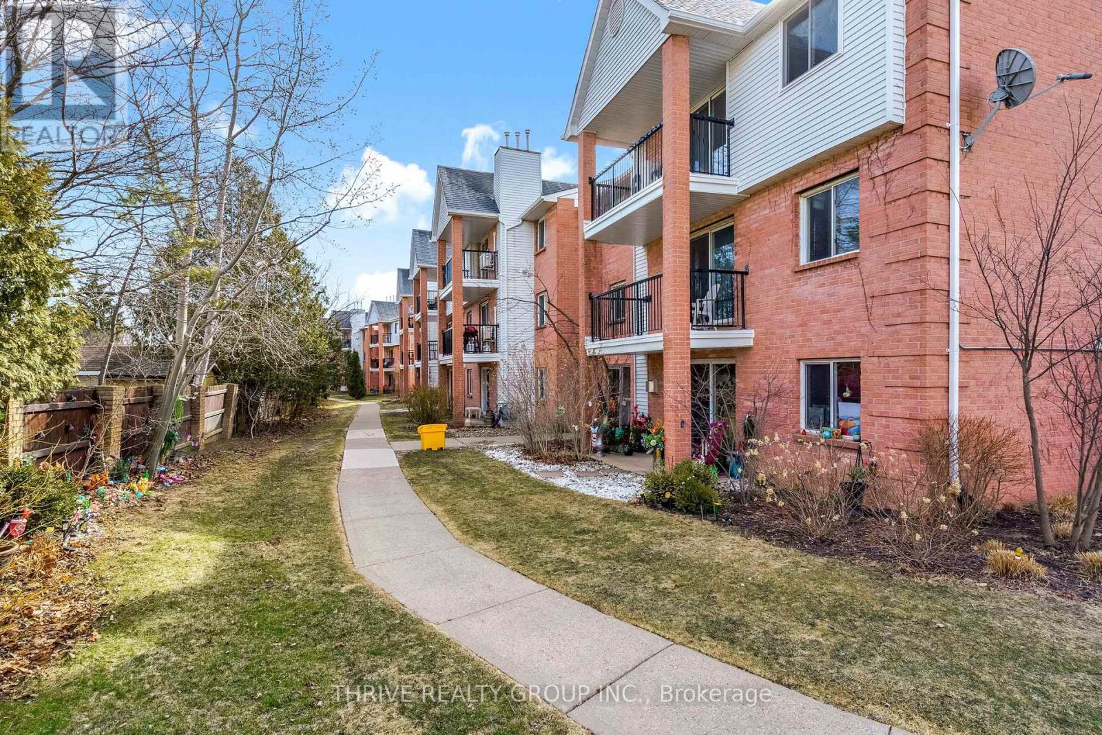 17 - 1096 Jalna Boulevard, London South, Ontario  N6E 3B8 - Photo 21 - X12922726