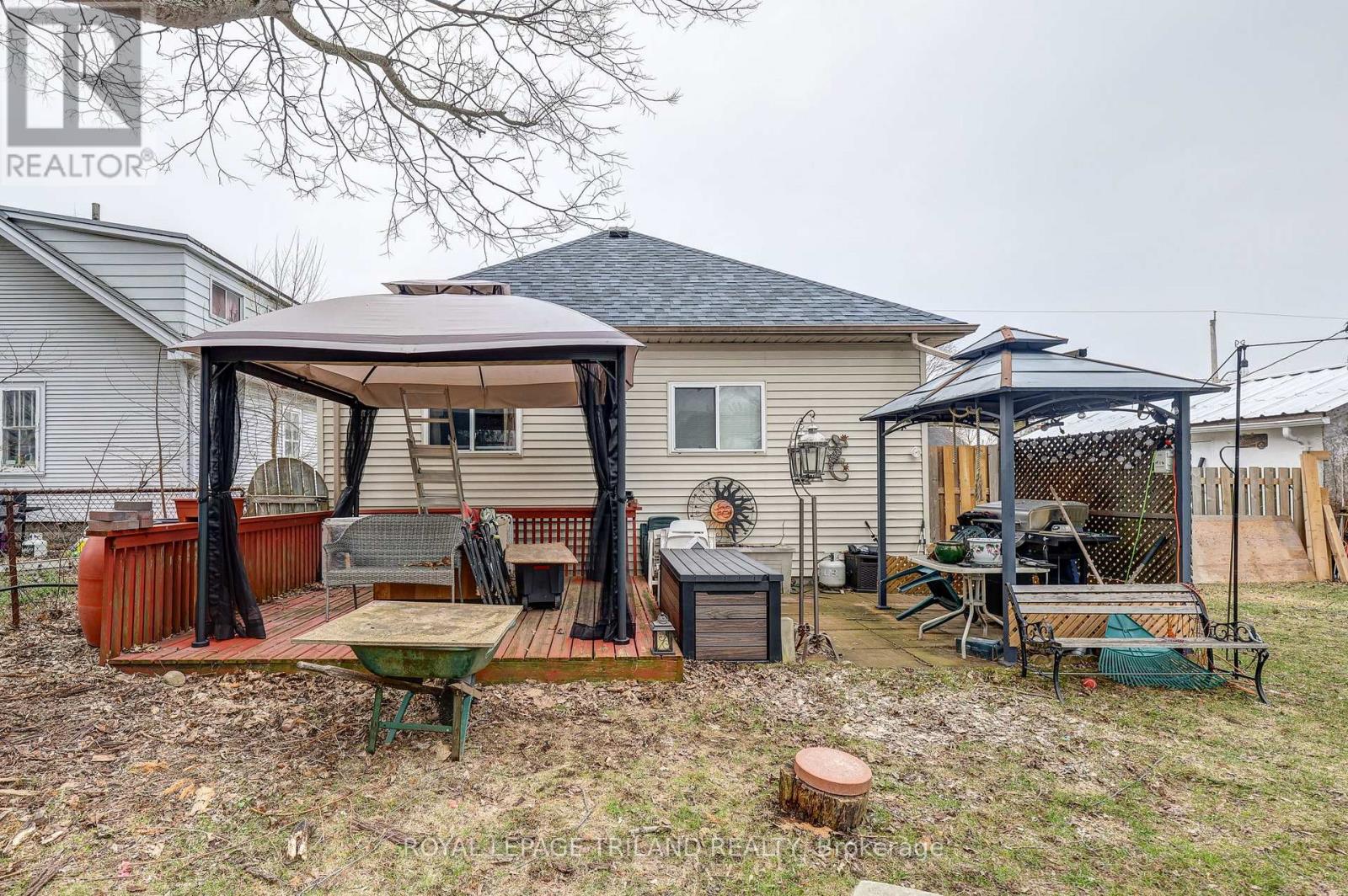 70 Homan Street, London East, Ontario  N5Z 1A8 - Photo 36 - X12928144