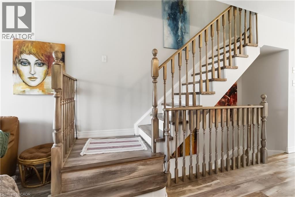 1751 Lampman Avenue Unit# 30, Burlington, Ontario  L7L 6W3 - Photo 11 - 40820515