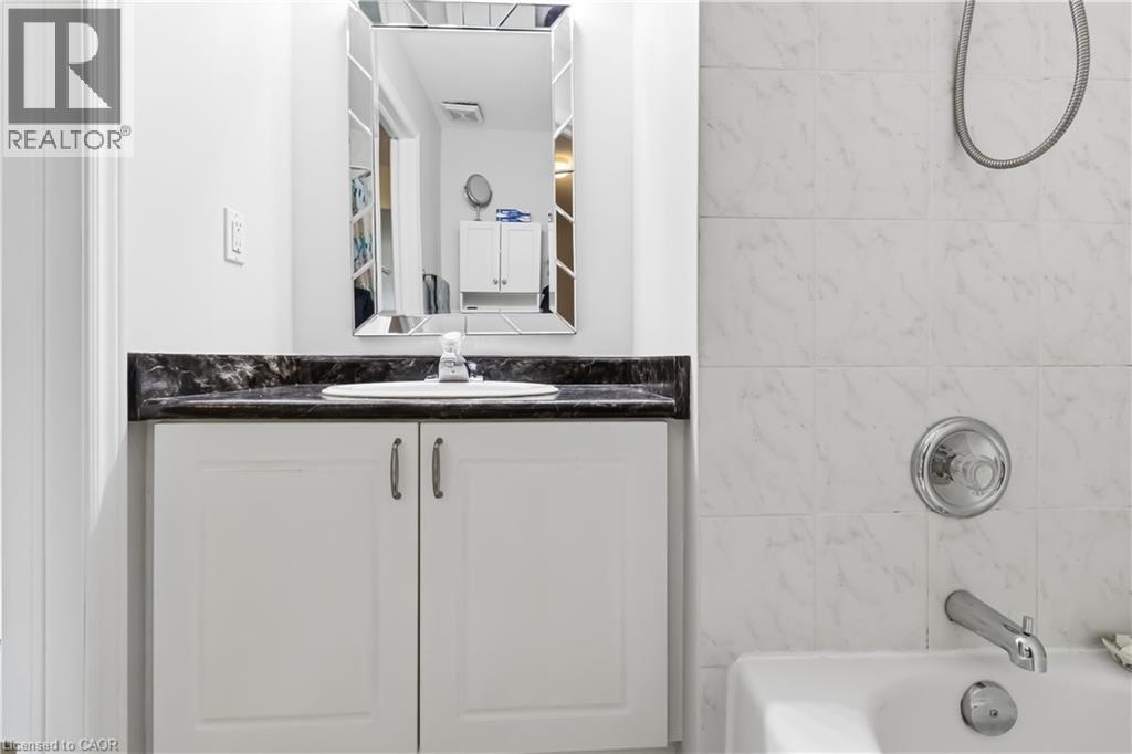 1751 Lampman Avenue Unit# 30, Burlington, Ontario  L7L 6W3 - Photo 22 - 40820515