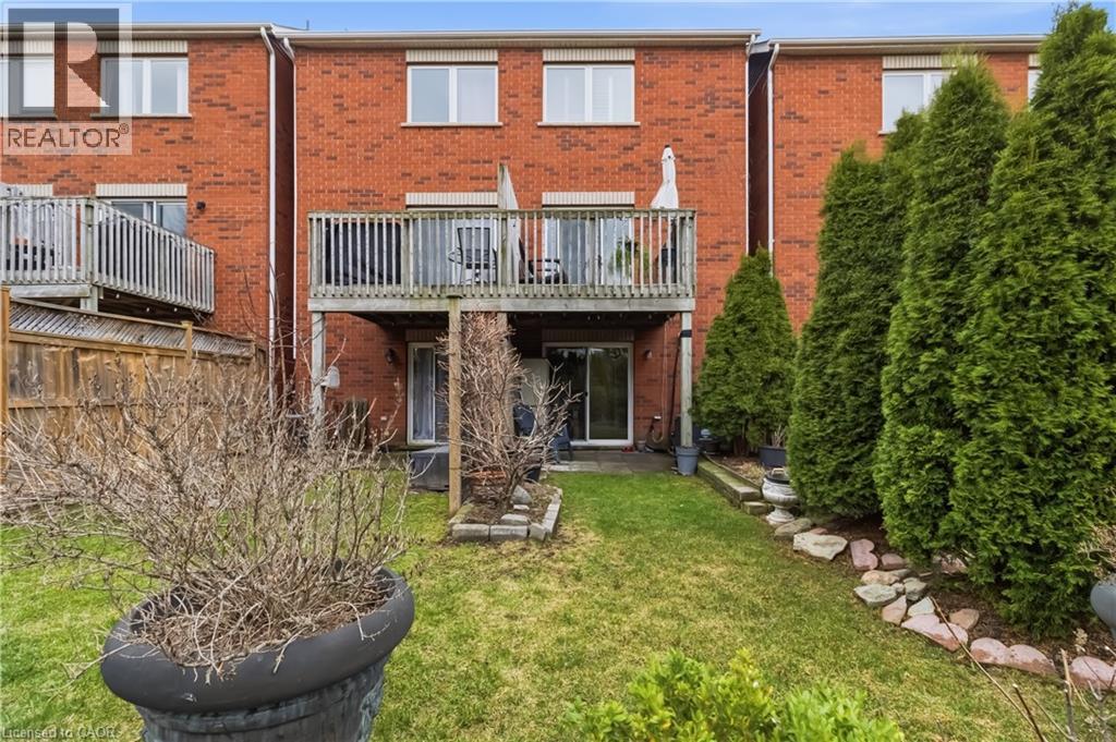 1751 Lampman Avenue Unit# 30, Burlington, Ontario  L7L 6W3 - Photo 29 - 40820515
