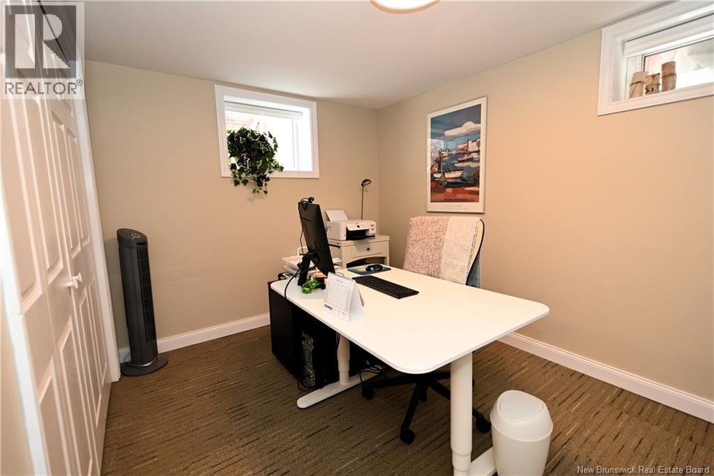 45 Sherwood Court, Fredericton, New Brunswick  E3B 2P5 - Photo 24 - NB136876