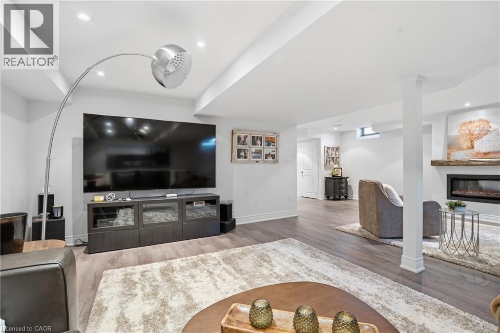 441 Stonehenge Drive Unit# 40, Ancaster, Ontario  L8K 0B1 - Photo 34 - 40823209