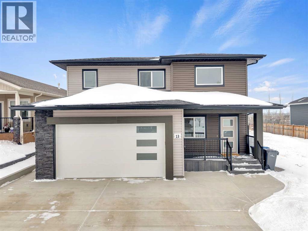 13 Vanson Close, Sylvan Lake, Alberta  T4S 0M3 - Photo 1 - A2298325