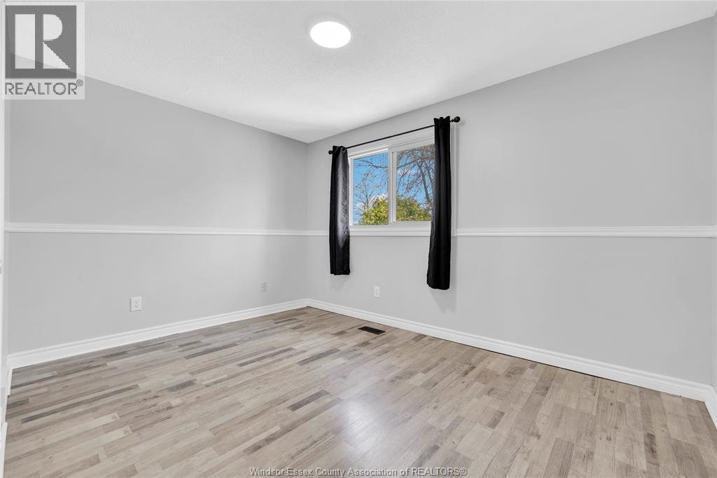 3009 Suffolk Street, Windsor, Ontario  N8R 1P1 - Photo 16 - 26009363