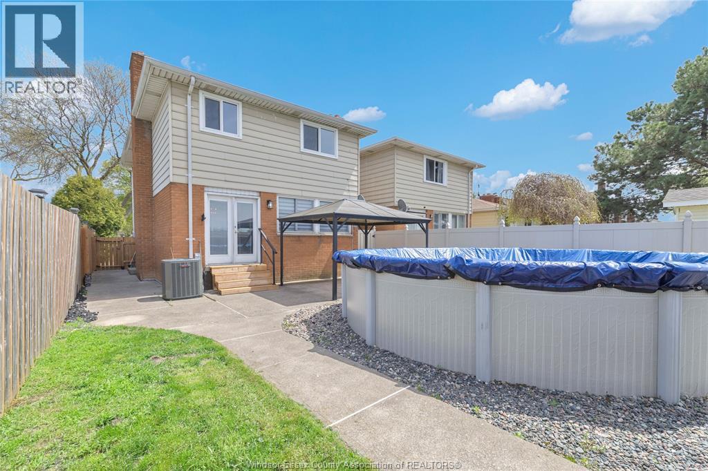 3009 Suffolk Street, Windsor, Ontario  N8R 1P1 - Photo 26 - 26009363