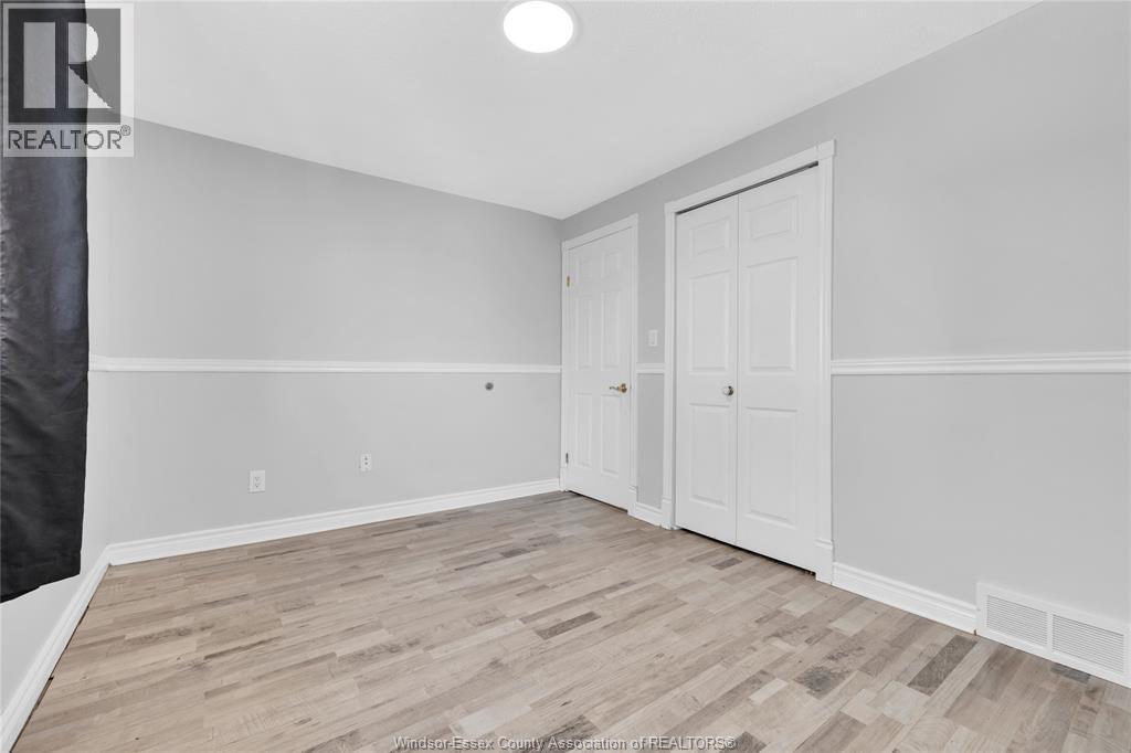 3009 Suffolk Street, Windsor, Ontario  N8R 1P1 - Photo 17 - 26009363