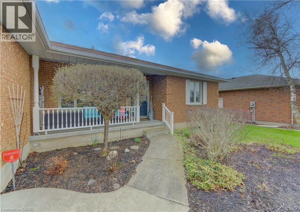 96 King Street E, Tavistock, Ontario  N0B 2R0 - Photo 4 - 40823427