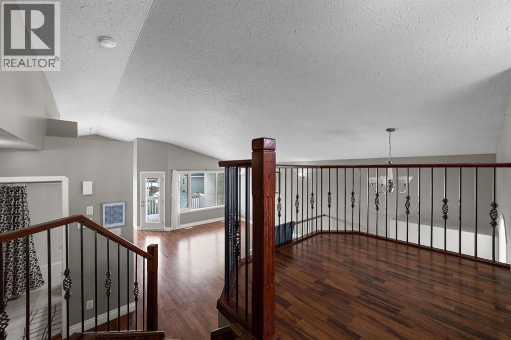 24 Elliott Drive, Camrose, Alberta  T4V 4V6 - Photo 14 - A2299918