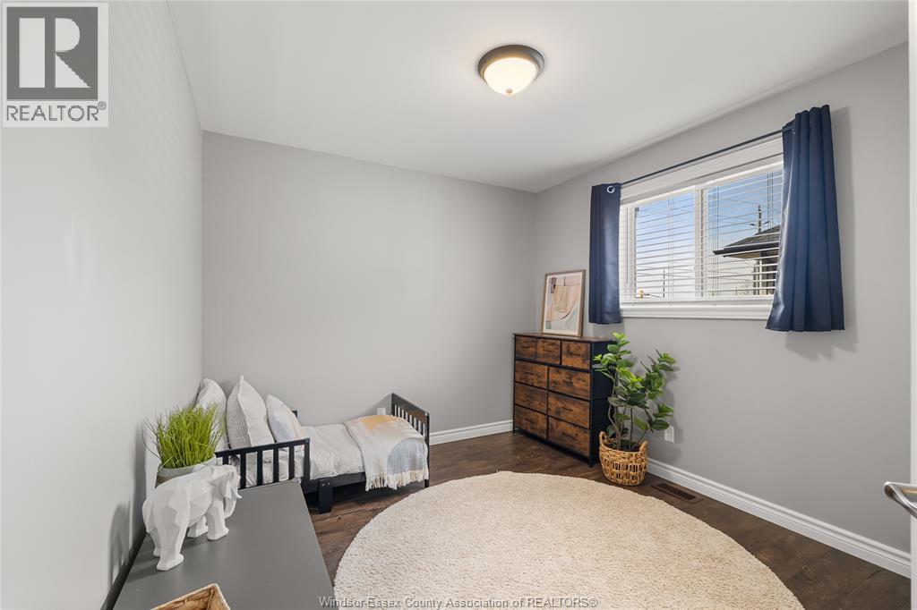 3117 Viola Crescent, Windsor, Ontario  N8N 0A1 - Photo 11 - 26009378