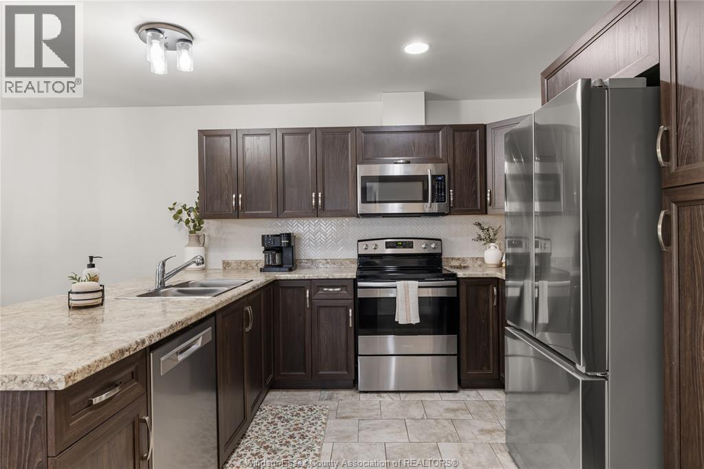 3117 Viola Crescent, Windsor, Ontario  N8N 0A1 - Photo 7 - 26009378