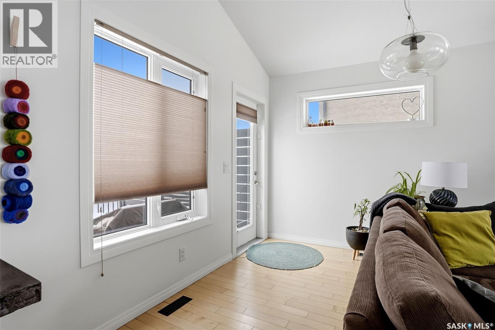 4014 Cumberland Road E, Regina, Saskatchewan  S4V 1E7 - Photo 9 - SK033148