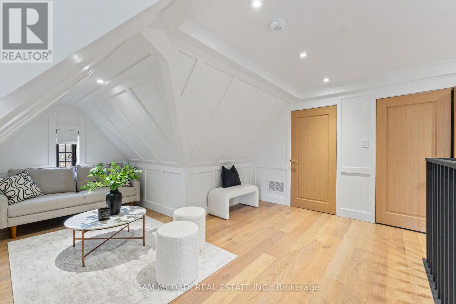 977 Unsworth Avenue, Burlington, Ontario  L7T 1R2 - Photo 34 - W13051880